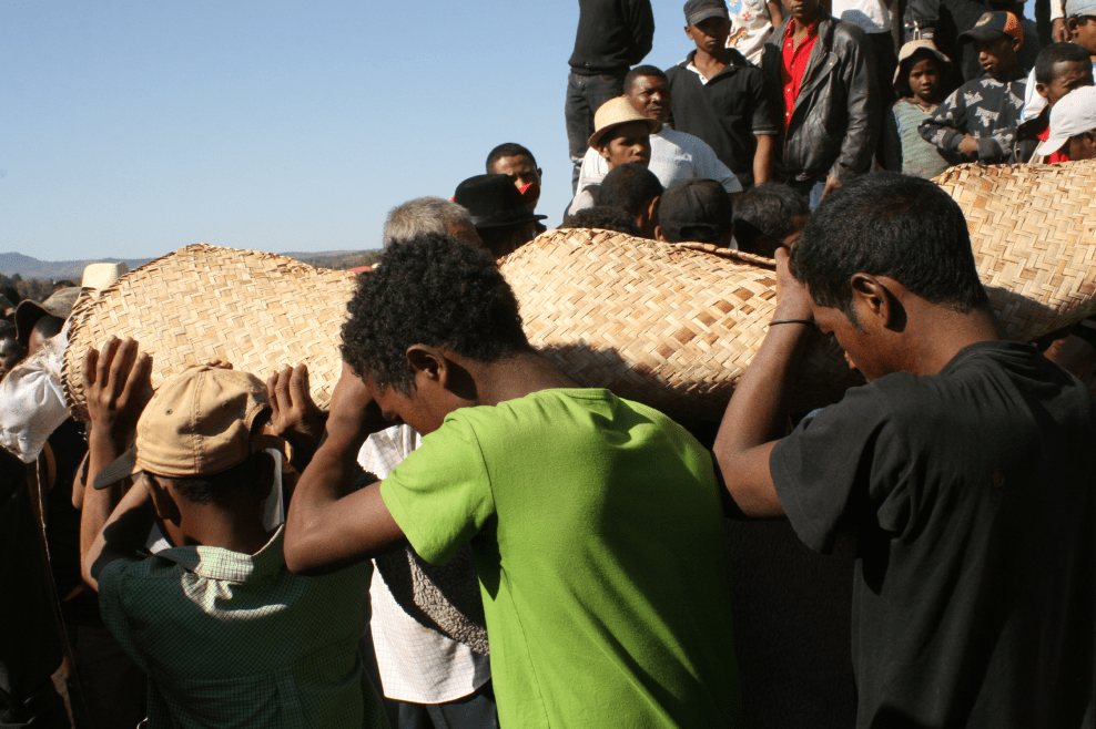 traditions funéraires