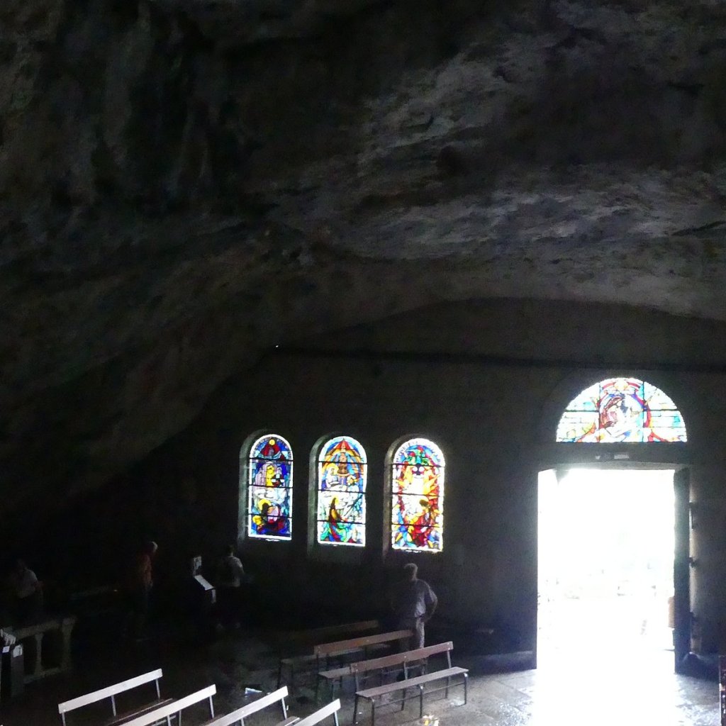 lieux insolites provence